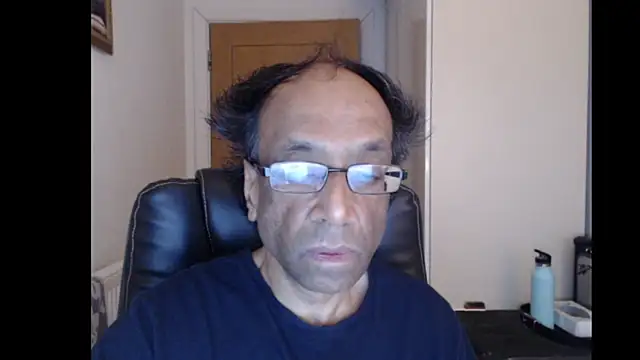 rauncher1 online show from 05/15/26, 08:32