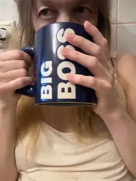 Susanel online show from 12/05/25, 11:41