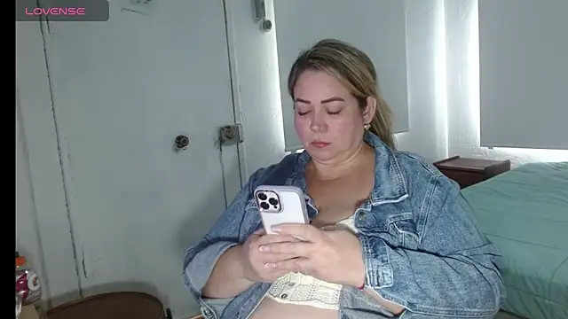 bella savati online show from 10/02/25, 05:31