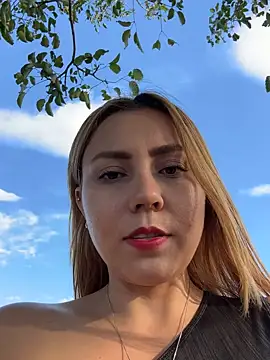 Brittanyrosexx online show from 10/14/25, 09:15