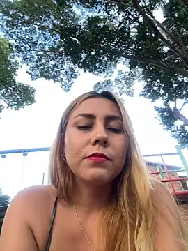 Brittanyrosexx online show from 10/15/25, 09:37