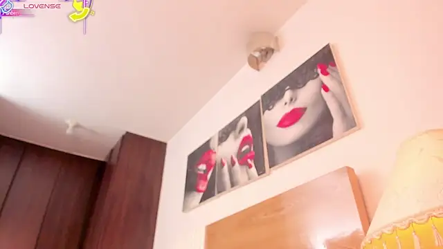 Snapshot of Andreamorreti chatting on 12/18/25, 01:00 Andreamorreti online show from 12/18/25, 01:00