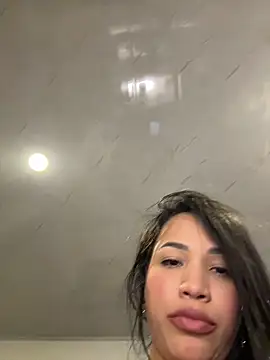Snapshot of SQUIRTINGQUEEN11 chatting on 03/22/26, 02:59 SQUIRTINGQUEEN11 online show from 03/22/26, 02:59