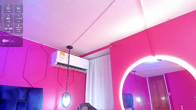 chantall1375 online show from 09/23/25, 11:46