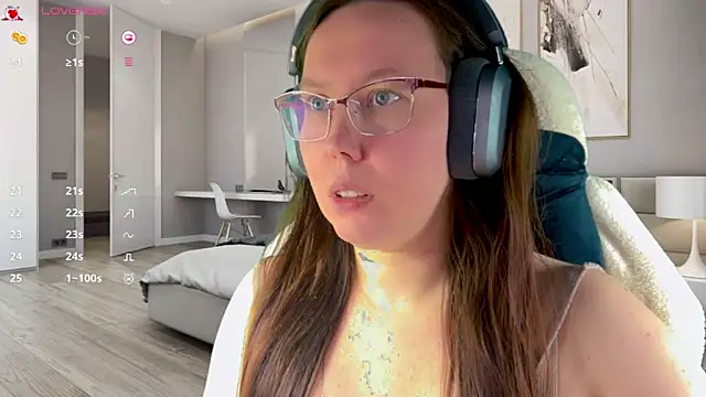 Victoria Romans online show from 04/24/26, 07:16