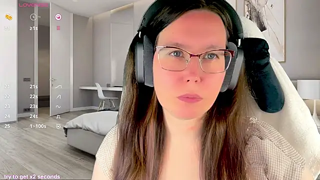 Victoria Romans online show from 06/23/26, 05:00