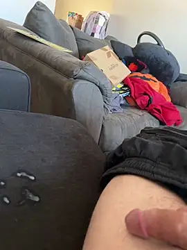 Snapshot of cumgitsumdic chatting on 01/09/25, 04:06 cumgitsumdic online show from 01/09/25, 04:06