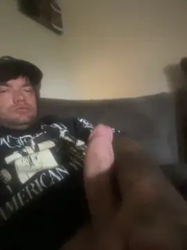 Snapshot of cumgitsumdic chatting on 11/08/25, 10:19 cumgitsumdic online show from 11/08/25, 10:19