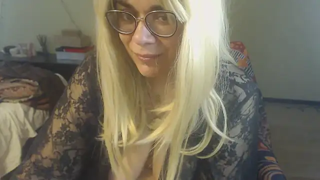Snapshot of BoobliciousNat chatting on 07/19/26, 11:25 BoobliciousNat online show from 07/19/26, 11:25