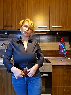elacoquette online show from 12/31/24, 12:00