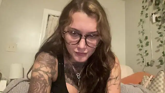 Snapshot of lexymarie chatting on 09/26/25, 01:20 lexymarie online show from 09/26/25, 01:20
