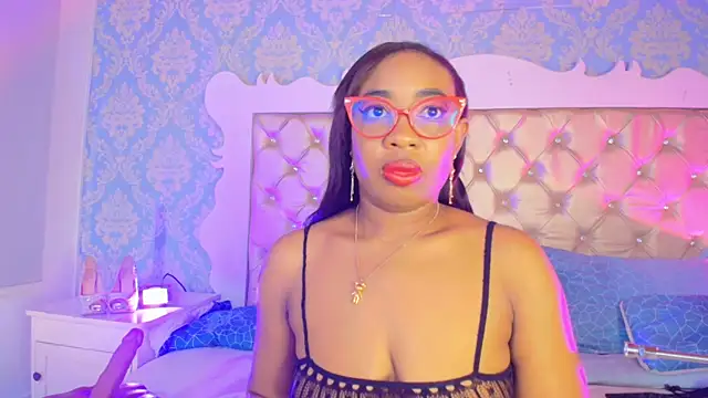 CaseyMoon online show from 05/20/26, 12:44