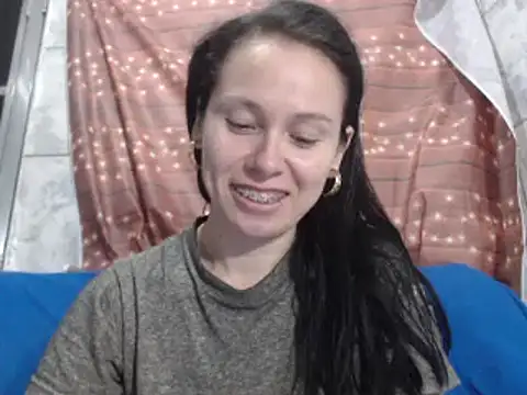 Venusluxodomme online show from 09/20/25, 11:39