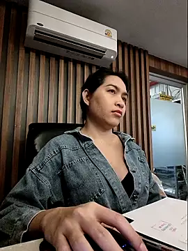 sara kimoo online show from 11/19/25, 07:14