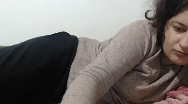 Snapshot of flowerlauren chatting on 02/09/25, 07:27 flowerlauren online show from 02/09/25, 07:27