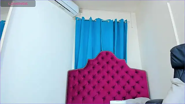 ninnadee online show from 05/30/26, 03:36