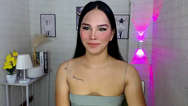 urnaughtydolly69 online show from 10/21/25, 11:22