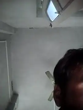 Snapshot of Dogol1990 chatting on 10/24/25, 10:44 Dogol1990 online show from 10/24/25, 10:44