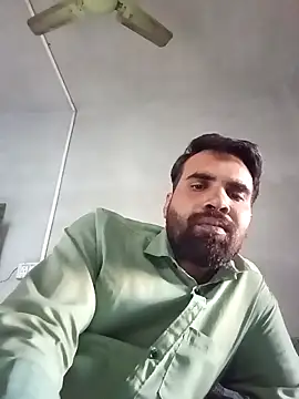 Snapshot of Dogol1990 chatting on 11/11/25, 08:58 Dogol1990 online show from 11/11/25, 08:58