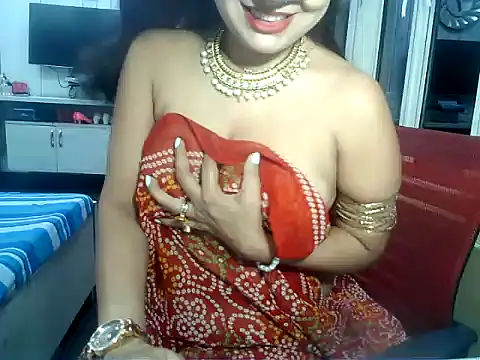Snapshot of yourradhika chatting on 11/25/25, 06:19 yourradhika online show from 11/25/25, 06:19