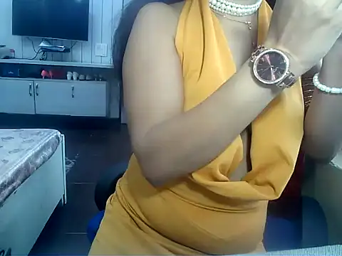 yourradhika online show from 12/19/25, 07:48