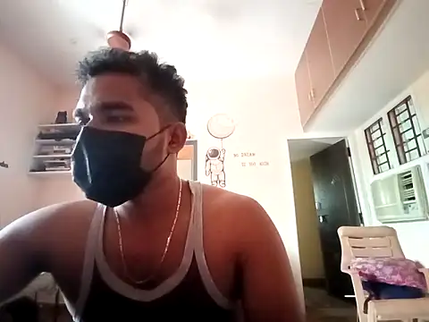 Snapshot of luckyloki chatting on 10/03/25, 05:37 luckyloki online show from 10/03/25, 05:37