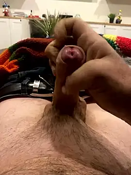 Snapshot of toyotagts chatting on 12/07/24, 01:58 toyotagts online show from 12/07/24, 01:58