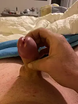 Snapshot of toyotagts chatting on 02/25/25, 04:03 toyotagts online show from 02/25/25, 04:03