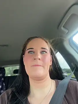 lolabunny9 online show from 06/18/26, 04:11