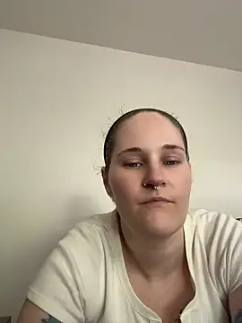 lolabunny9 online show from 07/05/26, 04:58