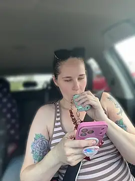lolabunny9 online show from 07/18/26, 05:06