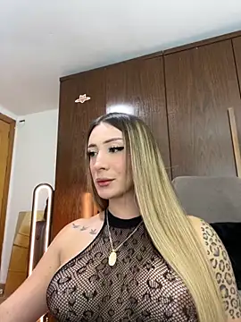 Snapshot of bunny_bicht chatting on 11/26/25, 03:24 bunny bicht online show from 11/26/25, 03:24