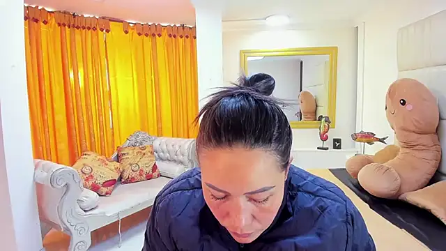 Snapshot of gaby_trent chatting on 09/24/25, 12:52 gaby trent online show from 09/24/25, 12:52