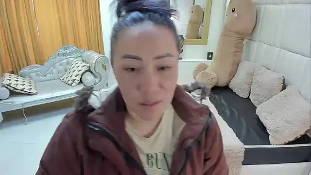 gaby trent online show from 04/29/26, 04:33