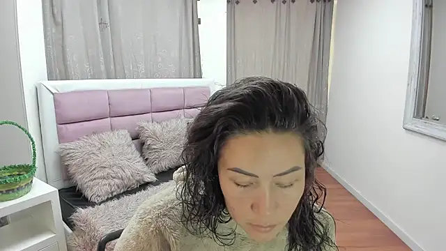 gaby trent online show from 06/22/26, 03:53