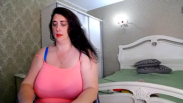 Evelyn Shy online show from 07/28/26, 02:13