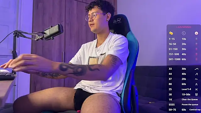 LeaneSeb online show from 04/26/26, 02:37