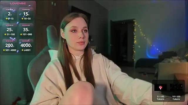 Snapshot of Rachel_Ro chatting on 01/23/25, 09:08 Rachel Ro online show from 01/23/25, 09:08