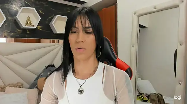 ximena slut 21 online show from 12/07/24, 12:52