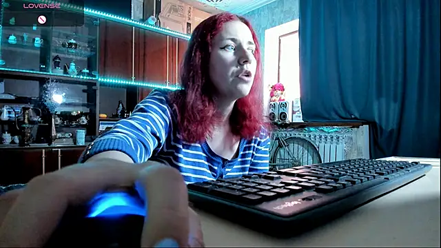 Snapshot of pa1e_pr1ncess chatting on 02/03/25, 11:31 pa1e pr1ncess online show from 02/03/25, 11:31