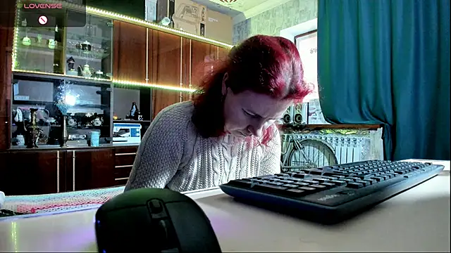 Snapshot of pa1e_pr1ncess chatting on 02/06/25, 12:59 pa1e pr1ncess online show from 02/06/25, 12:59