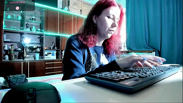 Snapshot of pa1e_pr1ncess chatting on 02/08/25, 07:37 pa1e pr1ncess online show from 02/08/25, 07:37