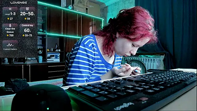 Snapshot of pa1e_pr1ncess chatting on 02/16/25, 06:43 pa1e pr1ncess online show from 02/16/25, 06:43