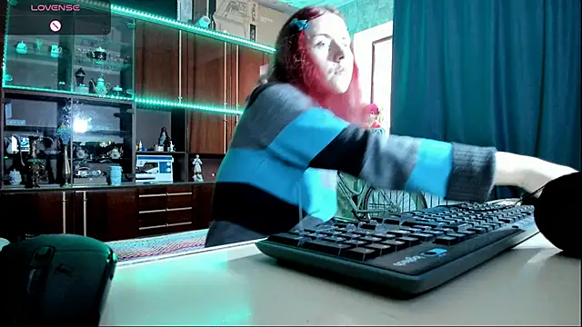 Snapshot of pa1e_pr1ncess chatting on 02/20/25, 07:01 pa1e pr1ncess online show from 02/20/25, 07:01