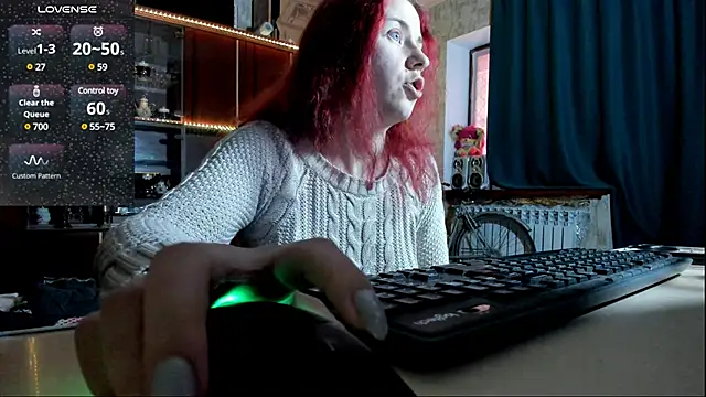 Snapshot of pa1e_pr1ncess chatting on 02/25/25, 01:39 pa1e pr1ncess online show from 02/25/25, 01:39