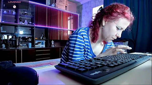 Snapshot of pa1e_pr1ncess chatting on 02/28/25, 08:20 pa1e pr1ncess online show from 02/28/25, 08:20