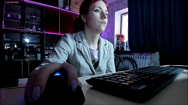 Snapshot of pa1e_pr1ncess chatting on 03/05/25, 06:33 pa1e pr1ncess online show from 03/05/25, 06:33