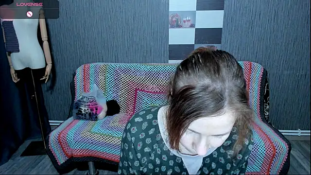 Snapshot of pa1e_pr1ncess chatting on 09/21/25, 08:05 pa1e pr1ncess online show from 09/21/25, 08:05