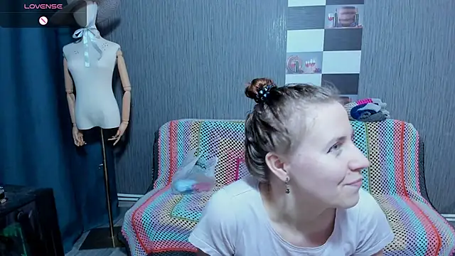 Snapshot of pa1e_pr1ncess chatting on 10/26/25, 10:21 pa1e pr1ncess online show from 10/26/25, 10:21