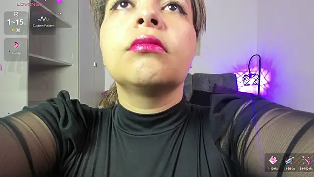 samantha hot20 online show from 01/21/25, 09:25